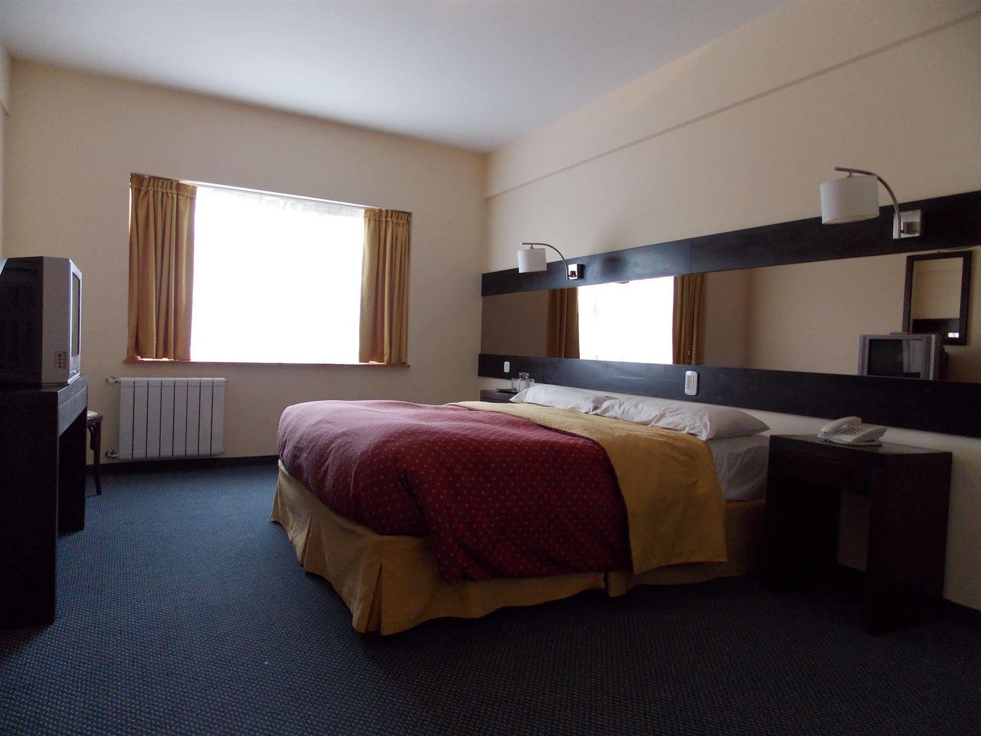 Marcopolo Suites Calafate El Calafate Exterior photo